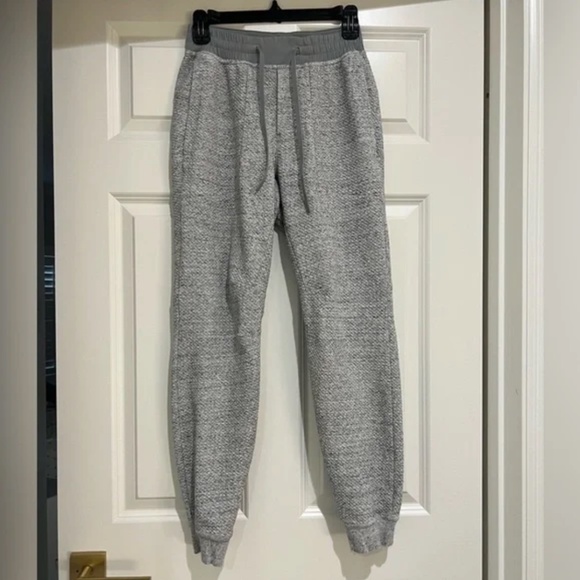 EUC Mens Lululemon At Ease Jogger - Picture 2 of 4